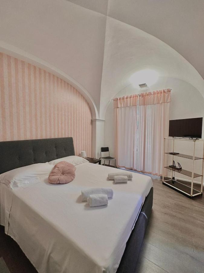Duomo Rosa Home CTA Exteriör bild