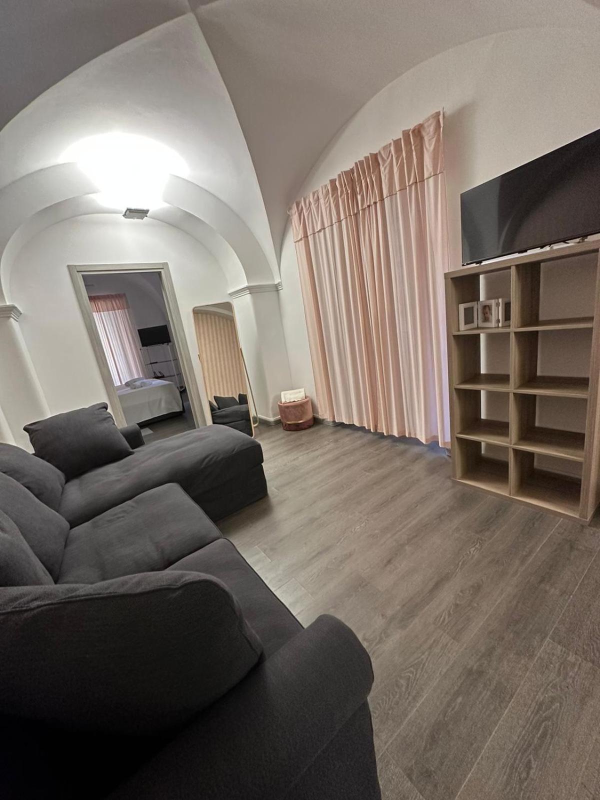 Duomo Rosa Home CTA Exteriör bild